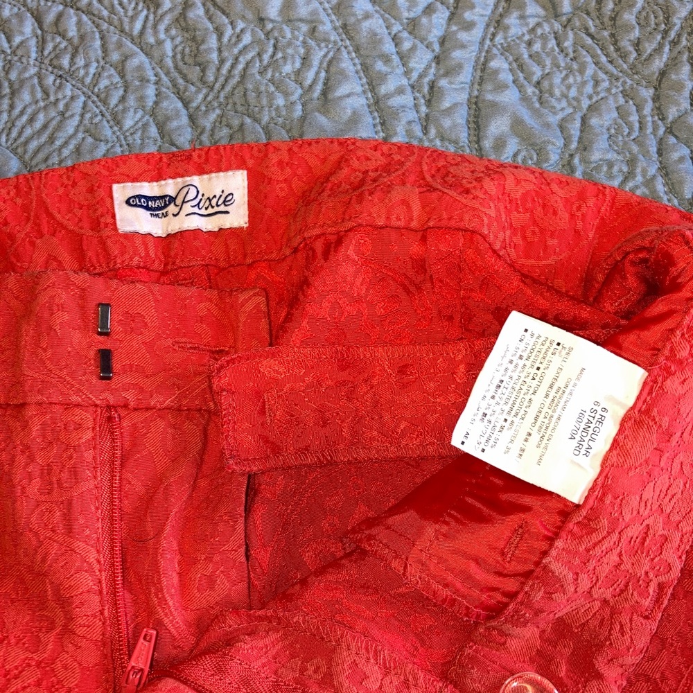 Old Navy Pixie Pant - image 4